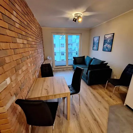 Apartament Przy Bloniach Janowskich W Rumii Na Granicy Z Gdynia