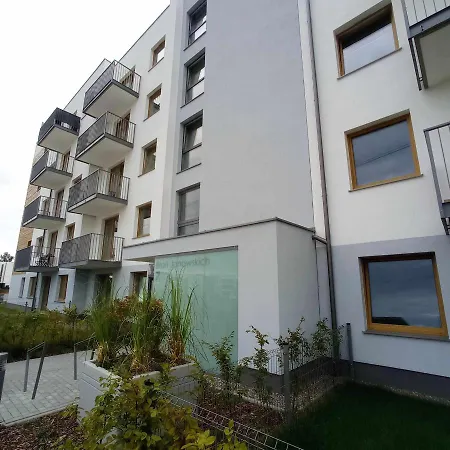 Apartament Przy Bloniach Janowskich W Rumii Na Granicy Z Gdynia Lägenhet