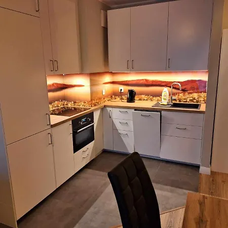 Apartament Przy Bloniach Janowskich W Rumii Na Granicy Z Gdynia *